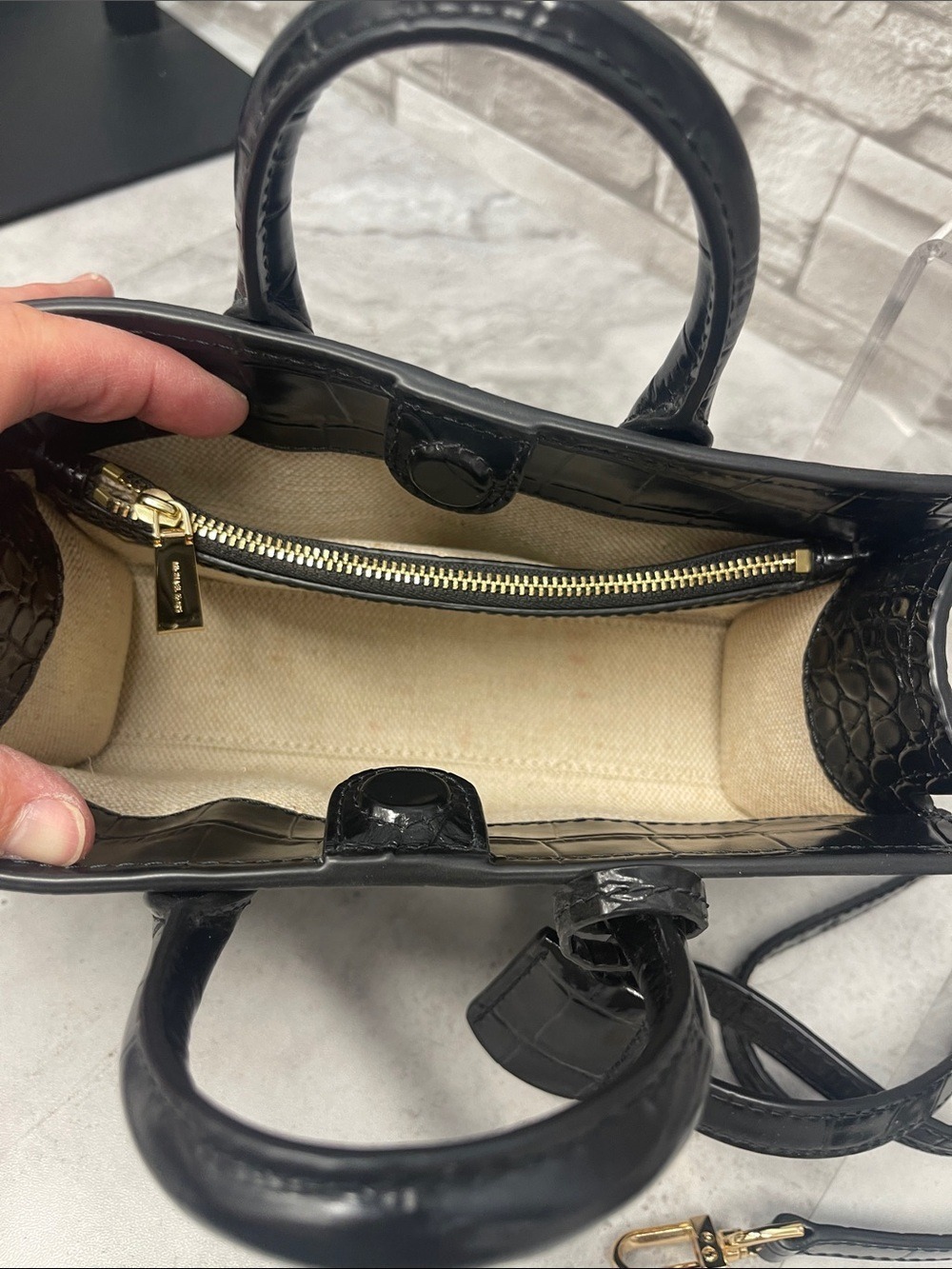 Michael Kors Scarlett XS Black Croc Embossed Satchel with Matching Wallet - Picture 9 of 13